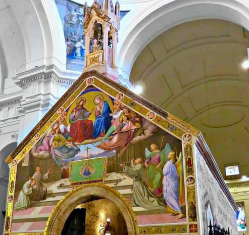 Na praznik sv. Marije Angelske v Porcijunkuli, ki ga obhajamo 2. avgusta, lahko verniki v vseh cerkvah, ki jih upravljajo Frančiškovi manjši bratje (minoriti, frančiškani in kapucini), pa tudi v nekaterih župnijskih cerkvah prejmejo t. i. porcijunkulski odpustek.